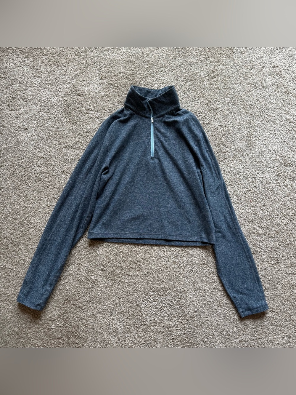 Lululemon cropped 1/2 zip